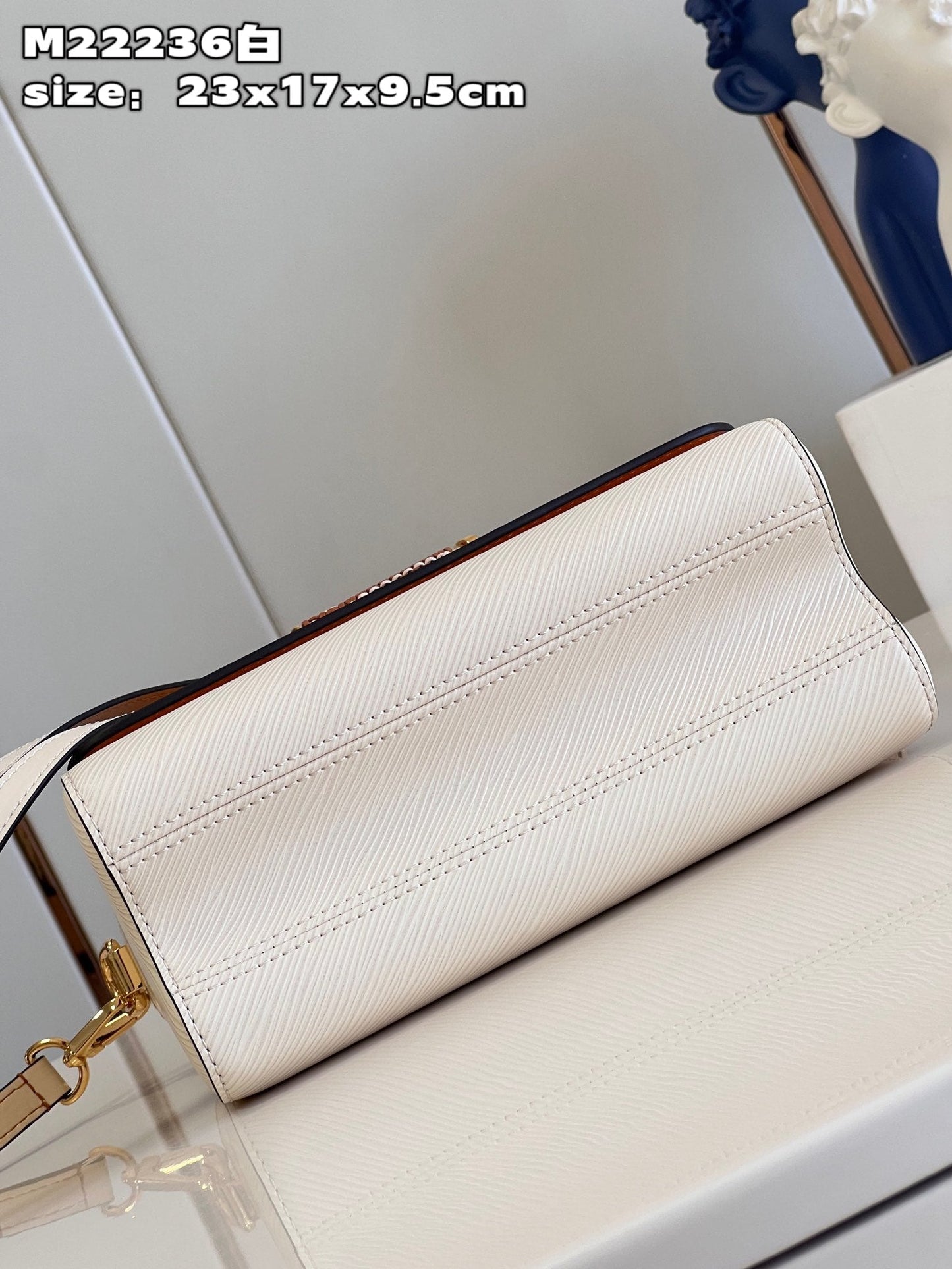 LV Twist MM Epi Leather Handle Crossbody Bag with LV Twist Lock White Quartz (23 x 17 x 9.5) cm